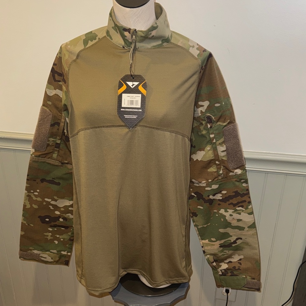Condor‎ Camouflage High-Collar combat shirt—scorpion size Large. NWT